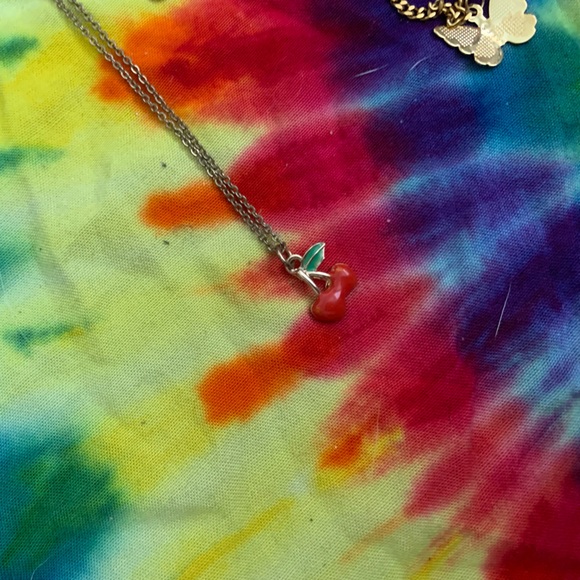 Bundle of 4 Necklaces - Picture 2 of 5